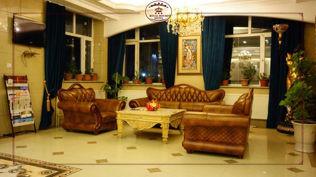 Royal House Hotel Oelan-bator Buitenkant foto