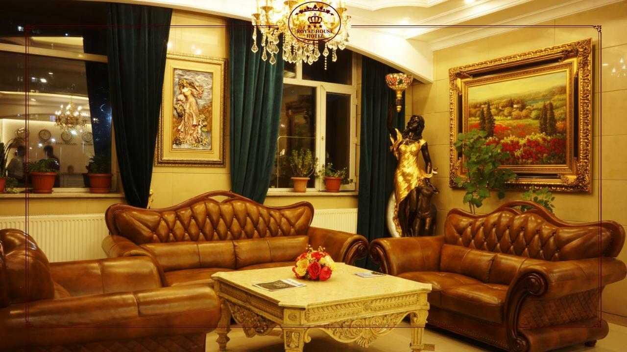 Royal House Hotel Oelan-bator Buitenkant foto